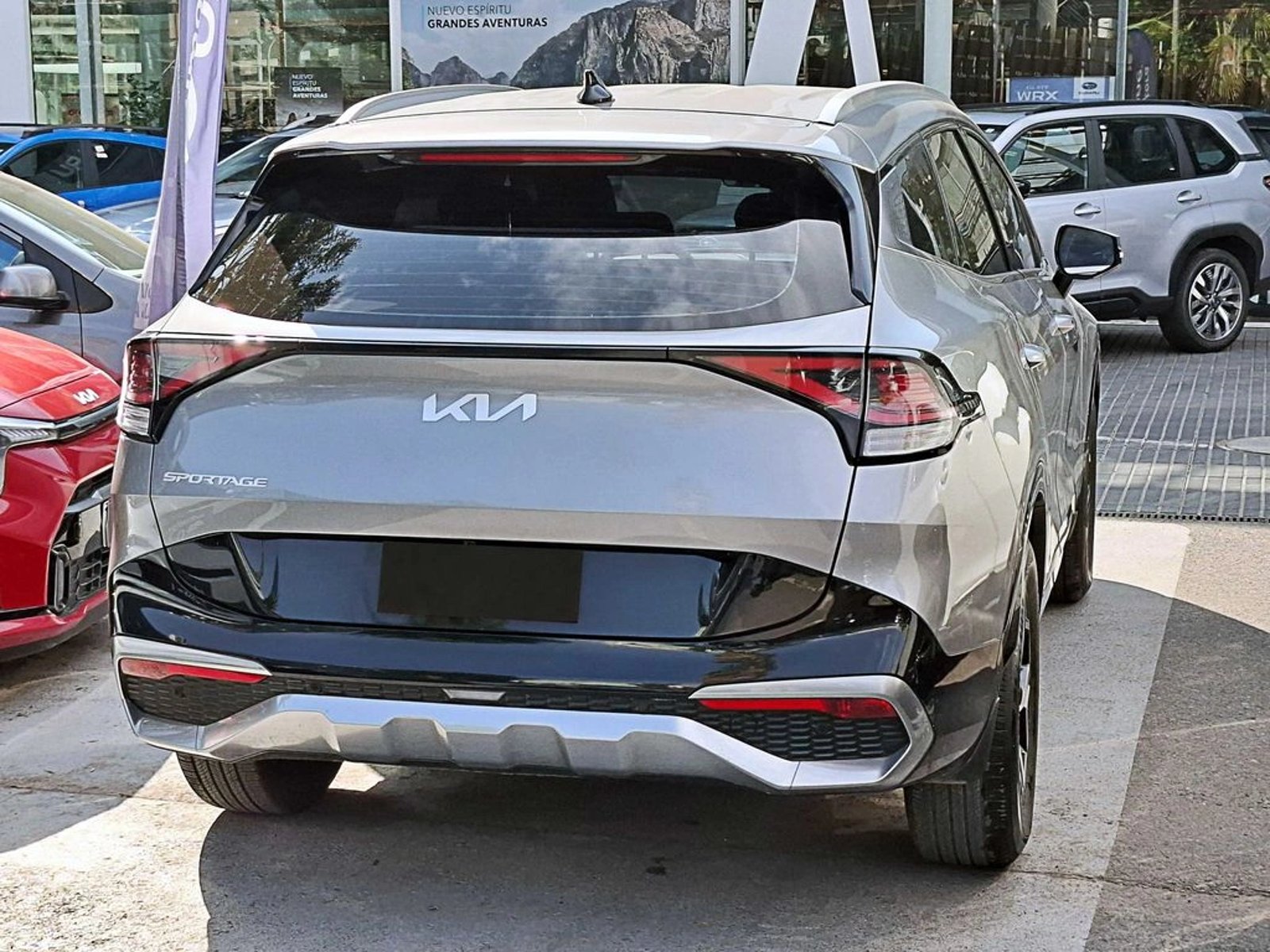 Kia SPORTAGE EX 2.0L 2023 - Imagen 5 de 16
