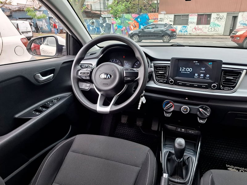 Kia RIO 5 EX 1.6L 6MT FULL 2021 - Imagen 9 de 20