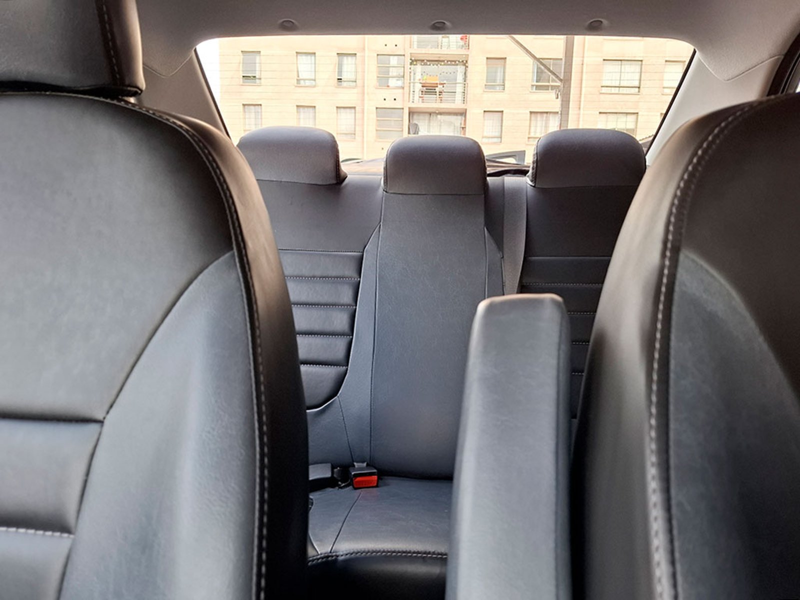Kia SOLUTO LX 1.4L 5MT G LL 2025 - Imagen 20 de 20