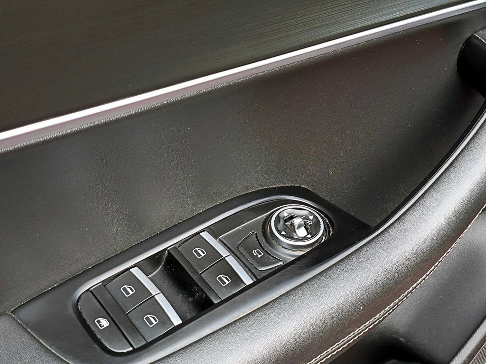CHERY TIGGO 8 1.5T GLS 2021 - Imagen 9 de 18