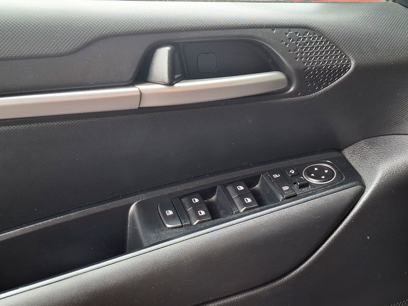 Kia SONET EX IVT 1.5 AUT 2024 - Imagen 19 de 20