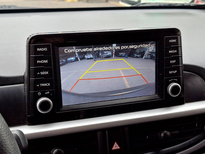 Kia MORNING EX 1.2L 5MT ABS AC 2018 - Imagen 15 de 20