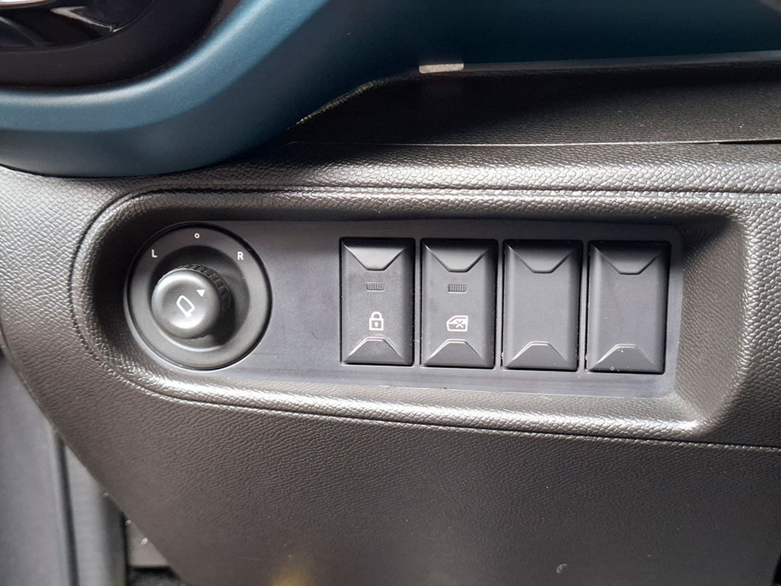 CITROEN C3 4X2 1.2 MT 2023 - Imagen 18 de 20