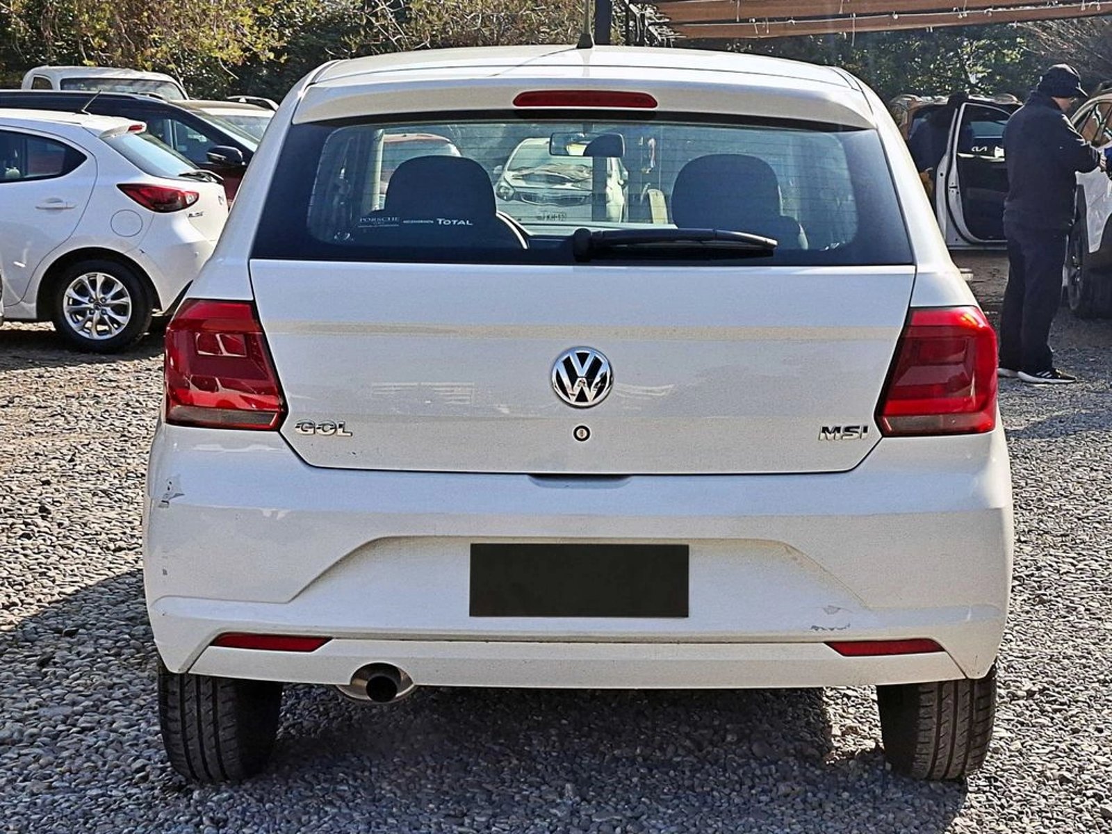 VOLKSWAGEN GOL MSI 1.6  4X2  MT 5P 2018 - Imagen 6 de 17