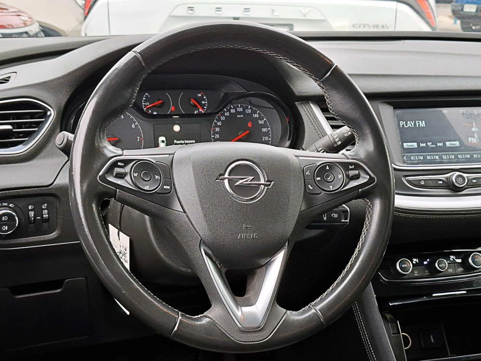 Opel GRANDLAND 1.2T GS LINE MECANICA 2022 - Imagen 13 de 19