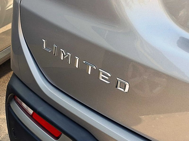 Jeep COMMANDER 1.3 LIMITED AT 2026 - Imagen 5 de 19