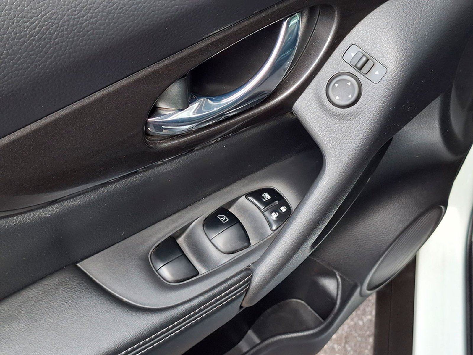 Nissan X-TRAIL 2.5 SENSE 2022 - Imagen 19 de 20