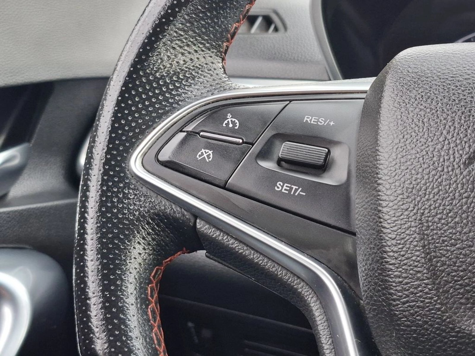 Chevrolet GROOVE MT 2022 - Imagen 13 de 17