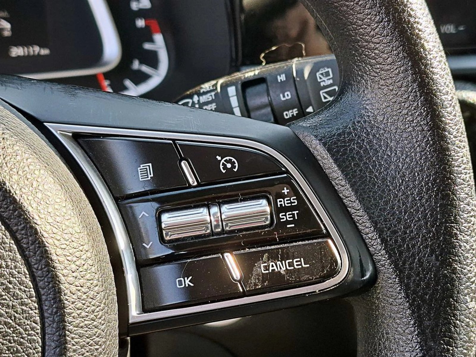 KIA SONET 1.5 EX 4X2 6MT PLUS 5P 2023 - Imagen 15 de 17