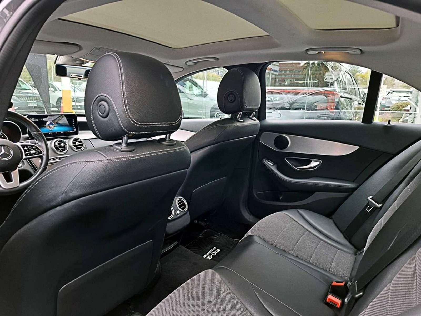 Mercedes-Benz C 200 AT 2019 - Imagen 13 de 20