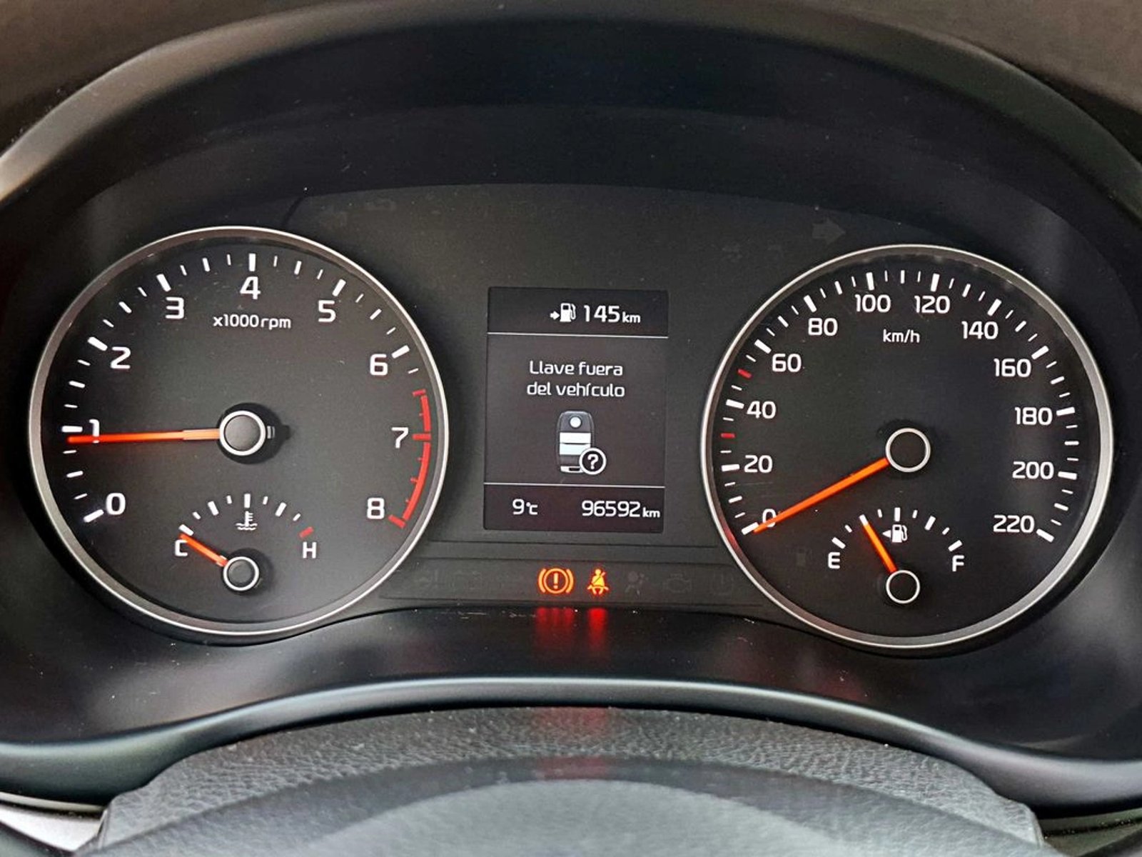 KIA RIO 5 EX 1.4 6MT FULL 2020 - Imagen 15 de 19