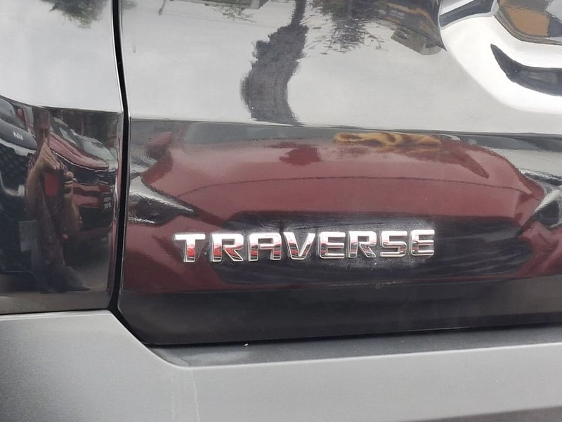 Chevrolet TRAVERSE LT 2021 - Imagen 6 de 19