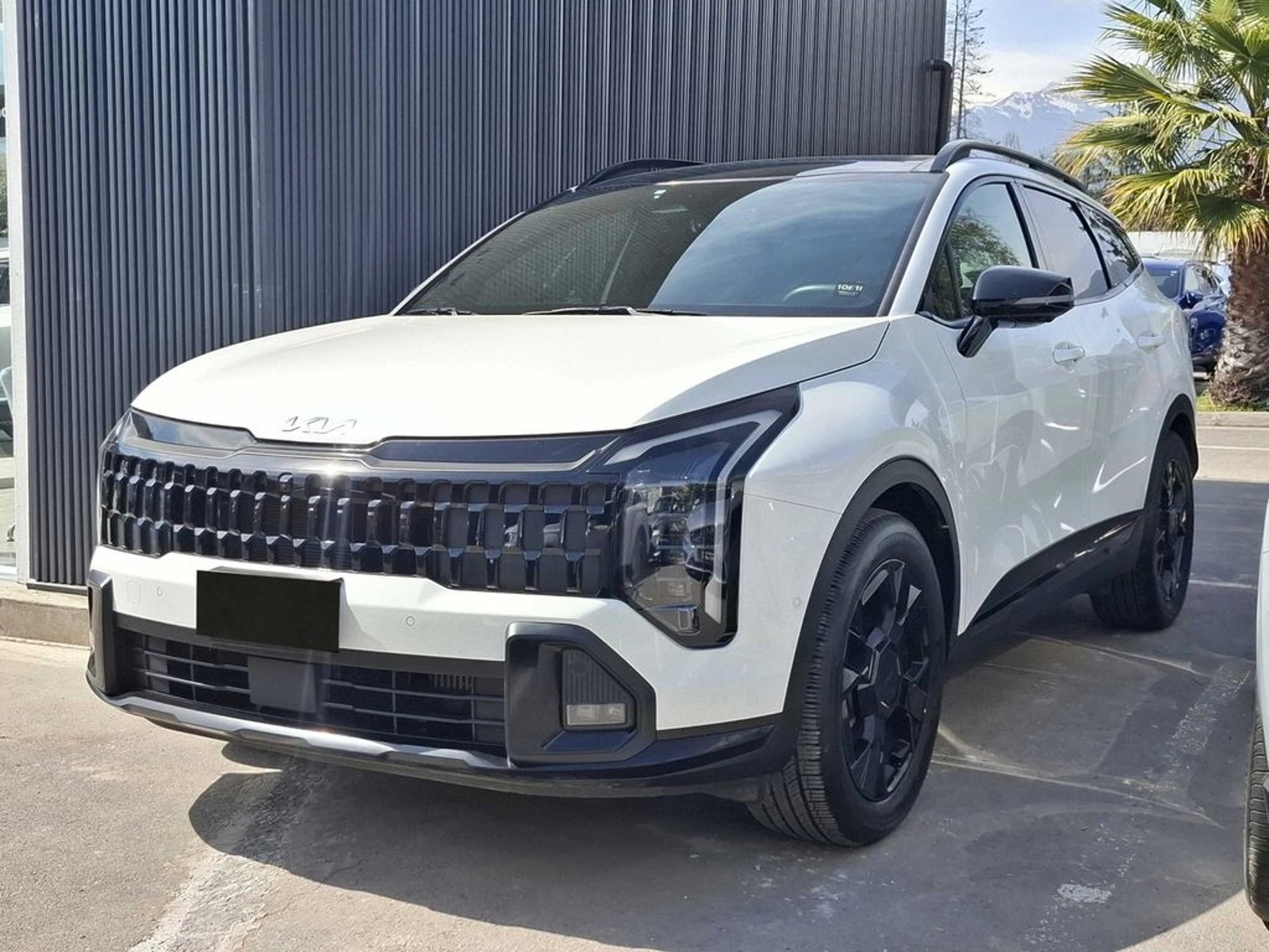 Kia SPORTAGE X-LINE AWD 1.6 AT 2025