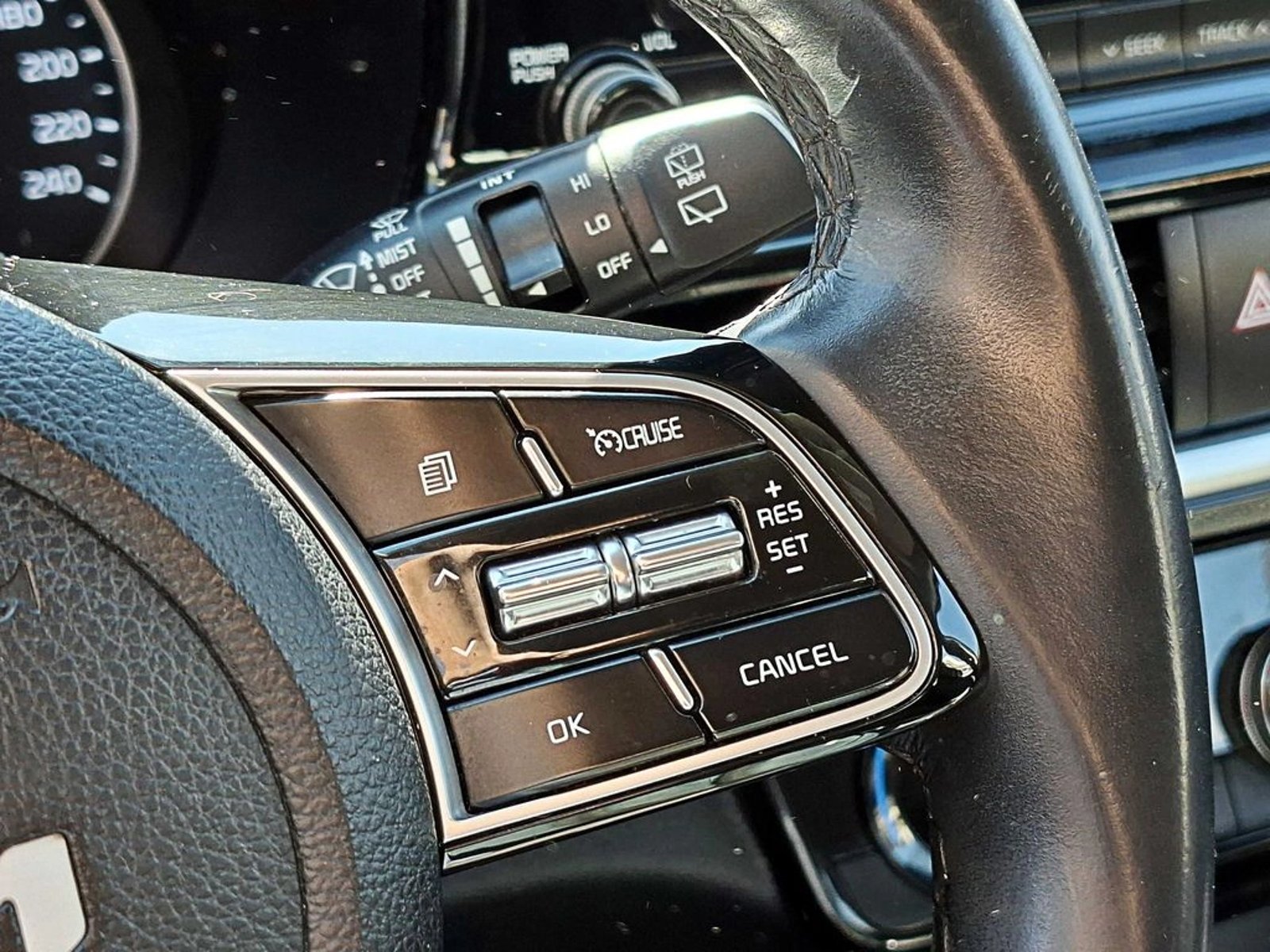 Kia SELTOS EX 1.6 AT 2022 - Imagen 16 de 18