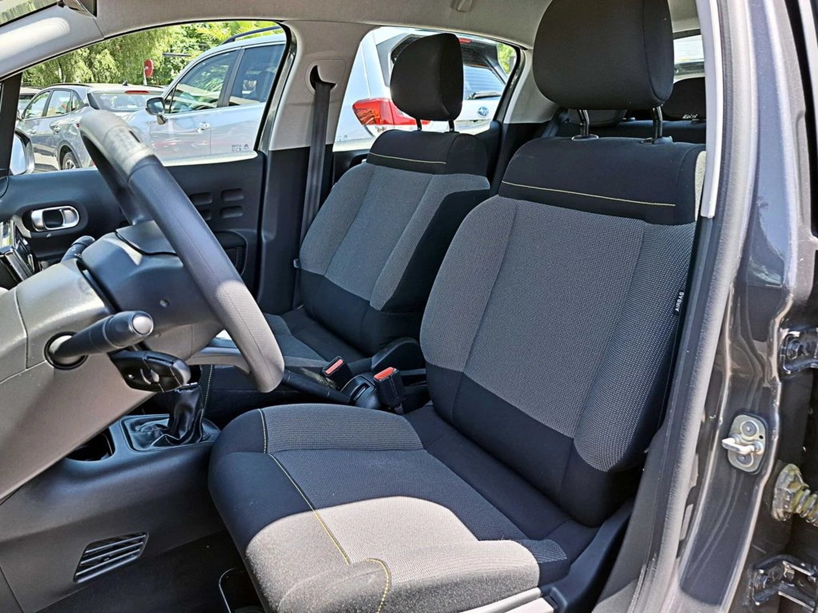 CITROEN C3 1.2  MT 5P 2021 - Imagen 10 de 18