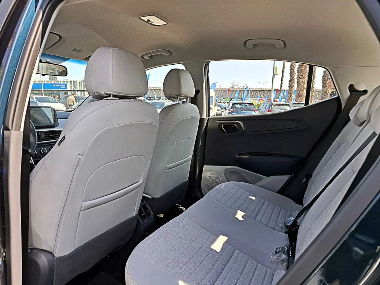 Hyundai GRAND I10 1.2 PLUS 4X2 HB AT 5P 2026 - Imagen 11 de 18