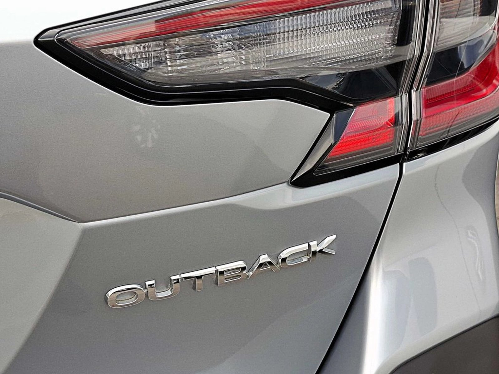SUBARU OUTBACK 2.5 AWD FIELD EDITION AT 4X4 2026 - Imagen 5 de 18