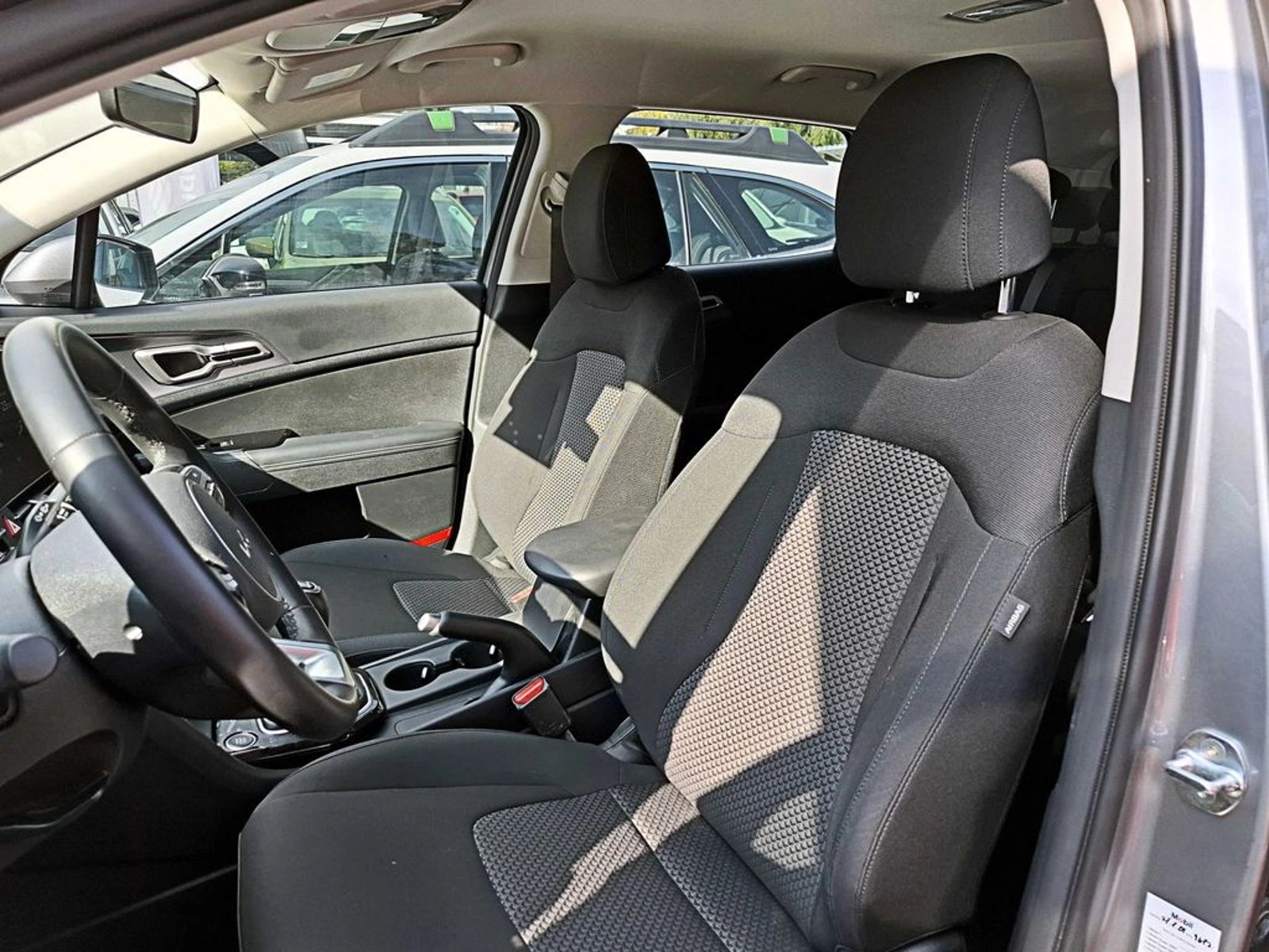 Kia SPORTAGE EX 2.0L 2023 - Imagen 9 de 16