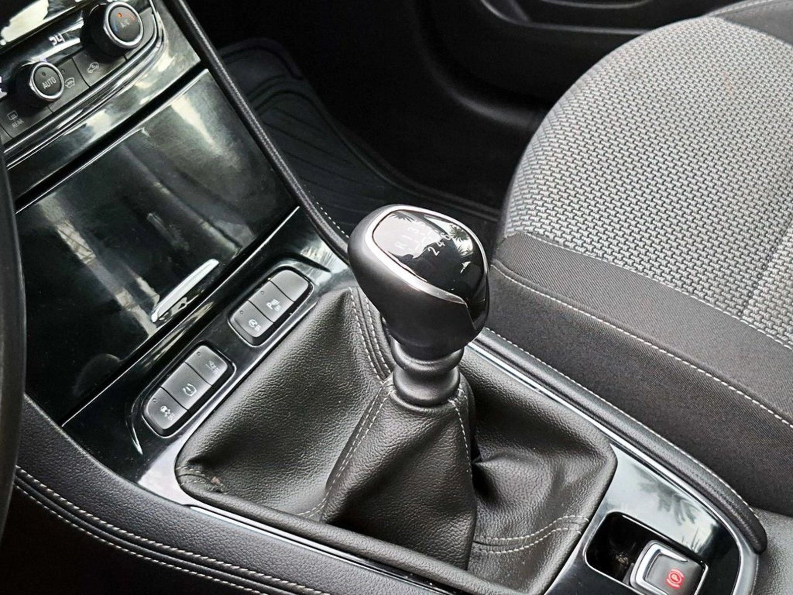 Opel GRANDLAND 1.2T GS LINE MECANICA 2022 - Imagen 19 de 19