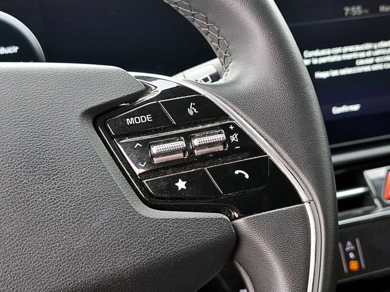 Kia NIRO AT 2024 - Imagen 14 de 17