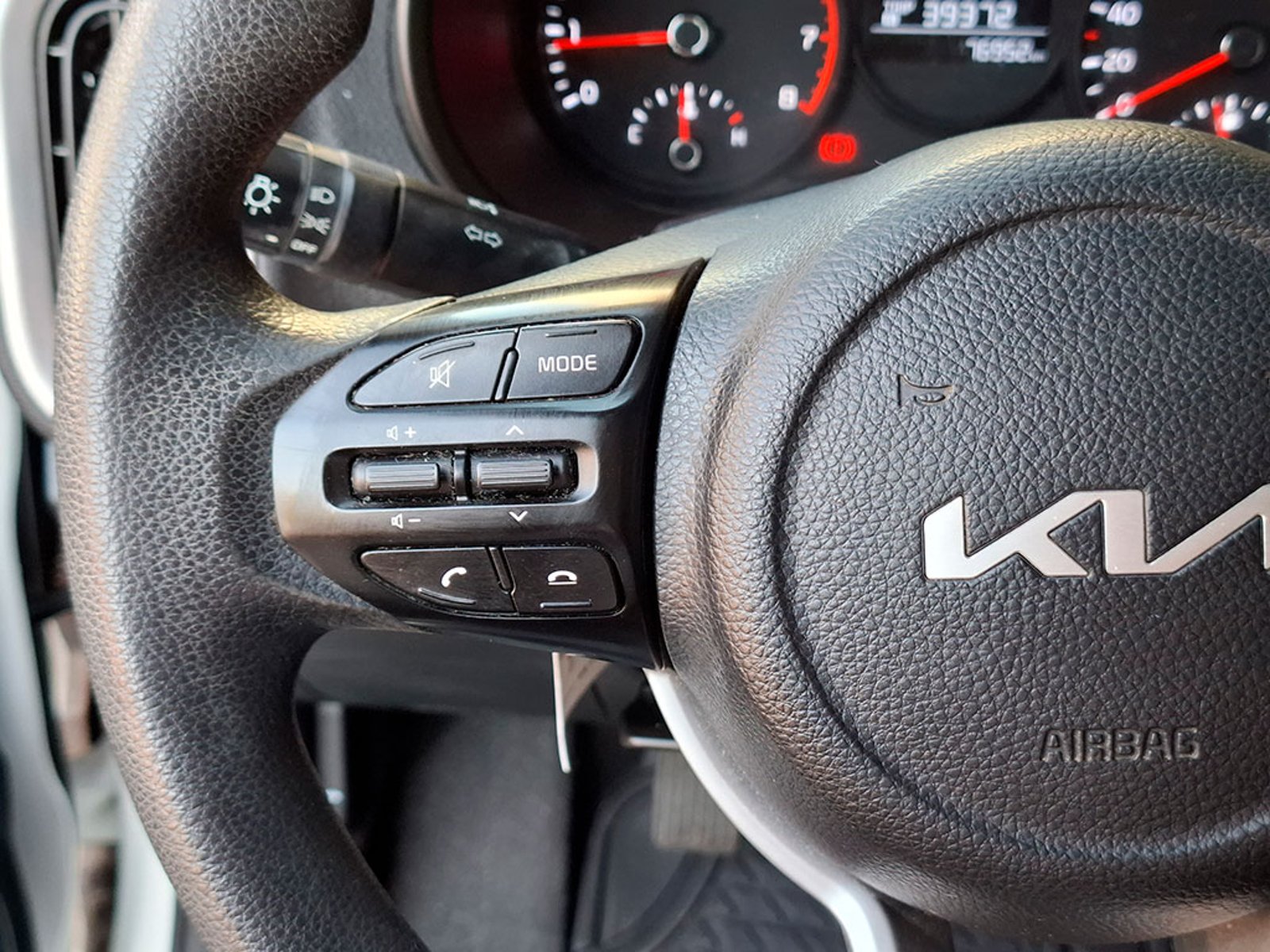KIA MORNING MPI 1.0 MT AC 2024 - Imagen 11 de 20