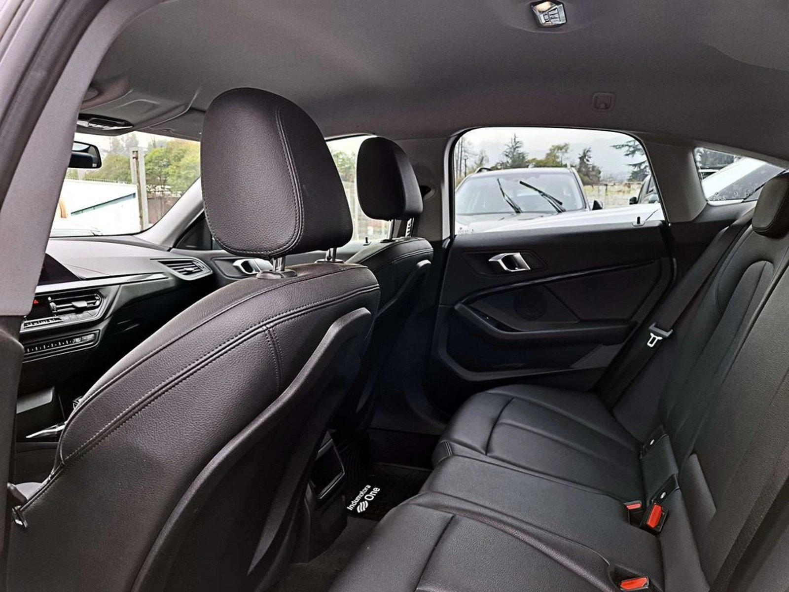 BMW 218 AT 2021 - Imagen 12 de 19