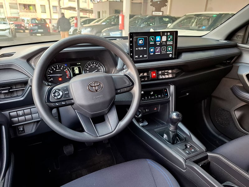 Toyota YARIS CROSS 1.5 MT AC 2025 - Imagen 10 de 20