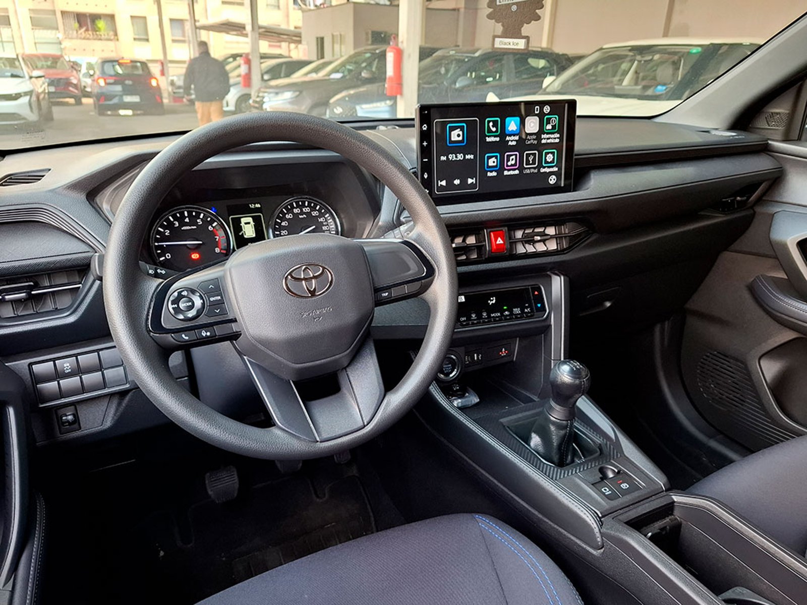 Toyota YARIS CROSS 1.5 MT AC 2025 - Imagen 10 de 20