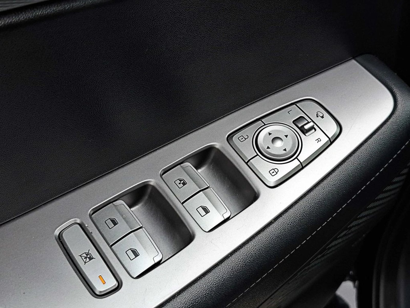 Hyundai PALISADE 3.5 PREMIUM LX2 AWD AT 5P 2022 - Imagen 9 de 19