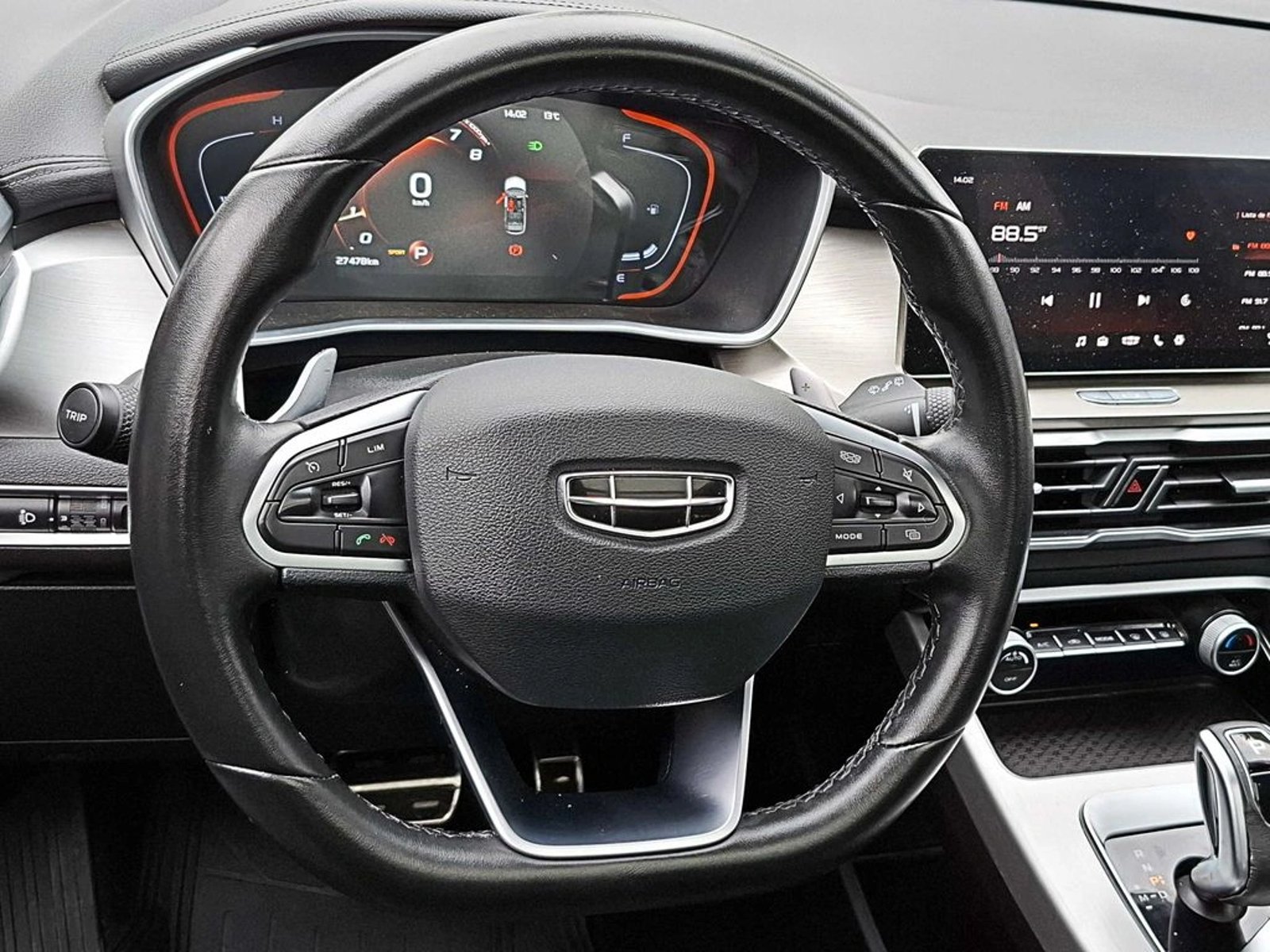 Geely COOLRAY 1.5 COMFORT 4X2 AT 5P 2023 - Imagen 12 de 17
