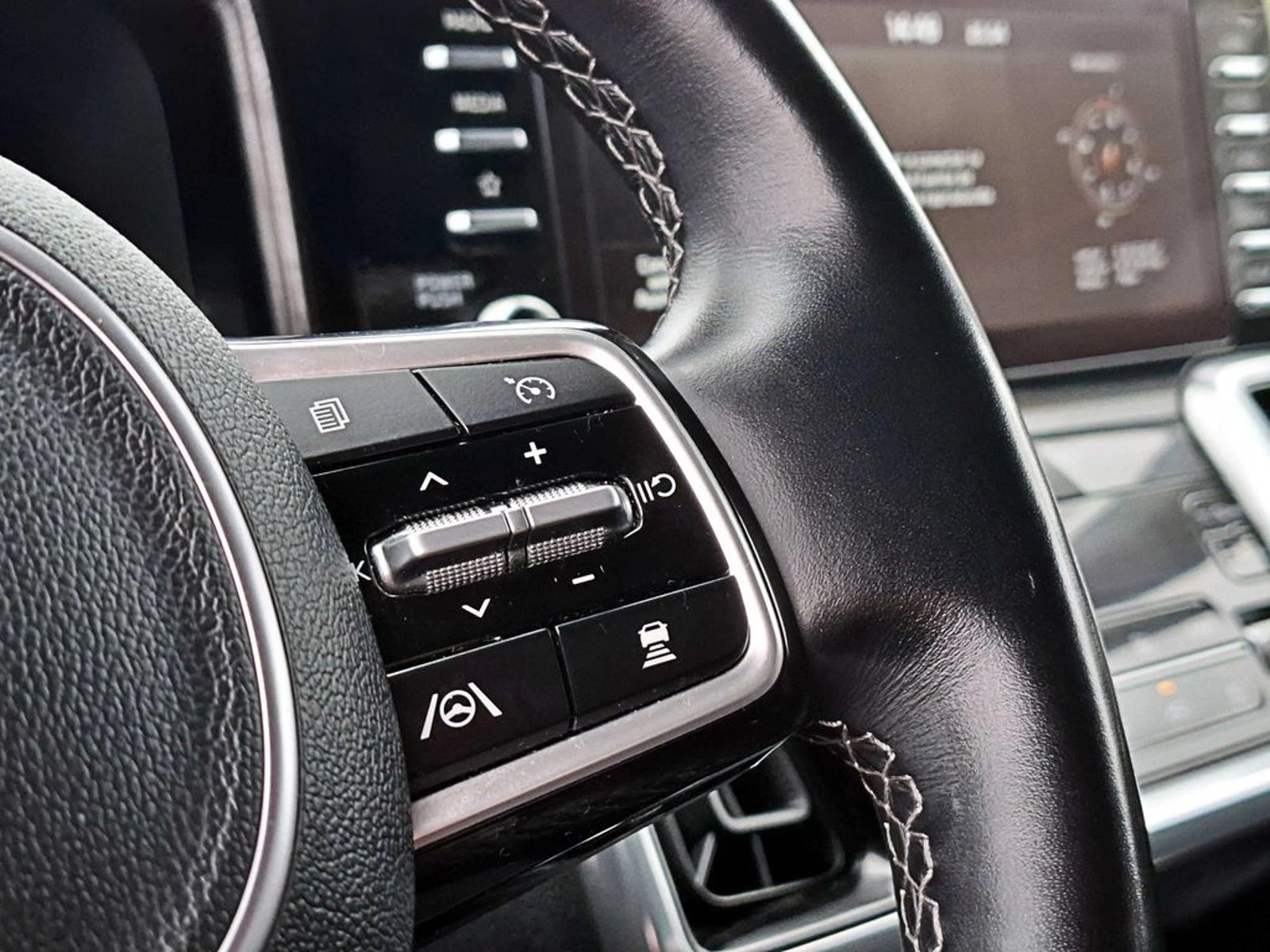 Kia SORENTO SORENTO EX 2.5L GSL AWD 2023 - Imagen 15 de 17