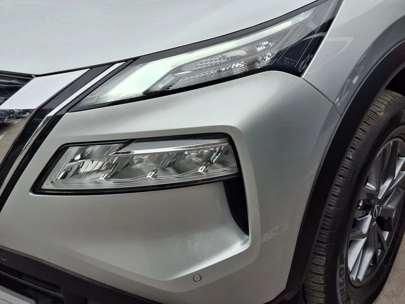 Nissan X-TRAIL 4X2 7P CVT 2.5 2024 - Imagen 3 de 17