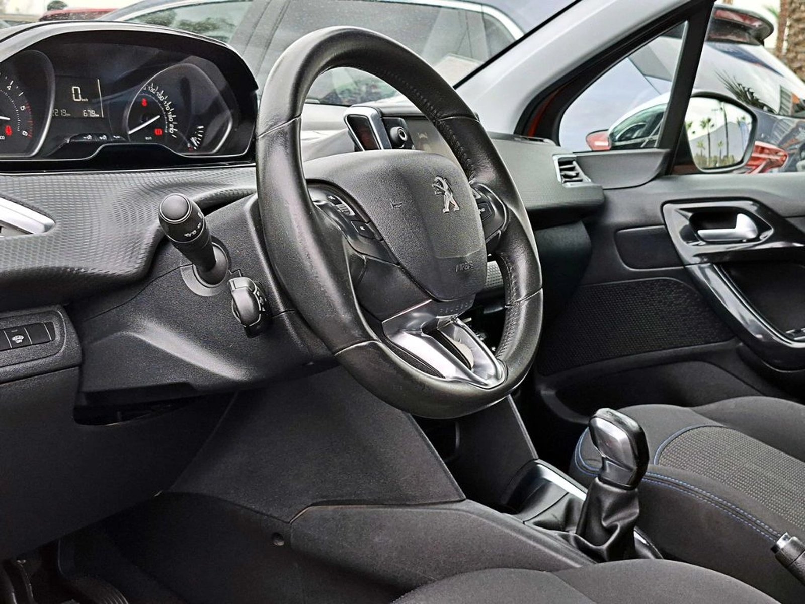 Peugeot 208 1.5 ACTIVE PACK BLUEHDI  MT 2021 - Imagen 7 de 17
