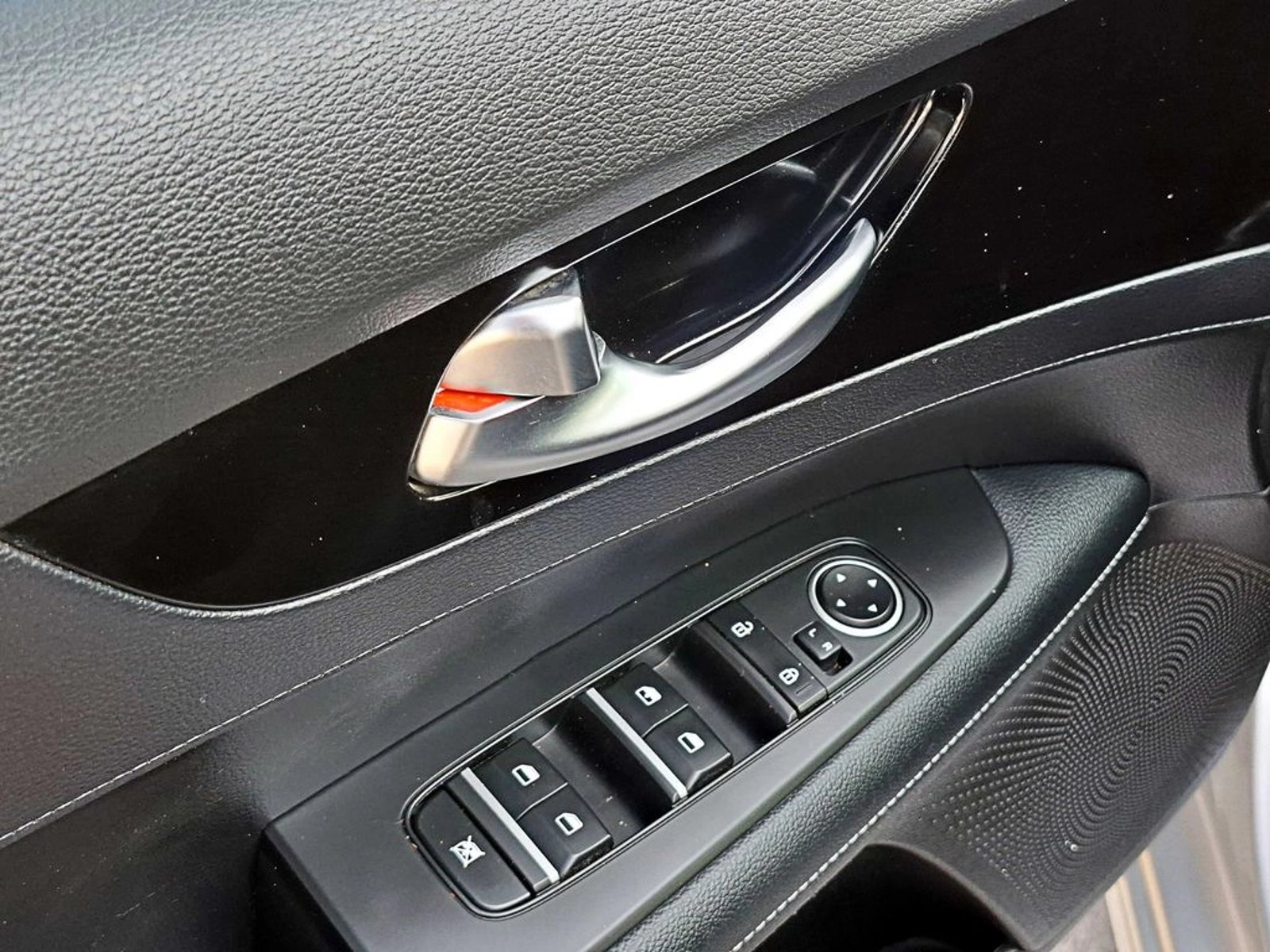 Kia CERATO EX 4X2 1.6 2024 - Imagen 9 de 18