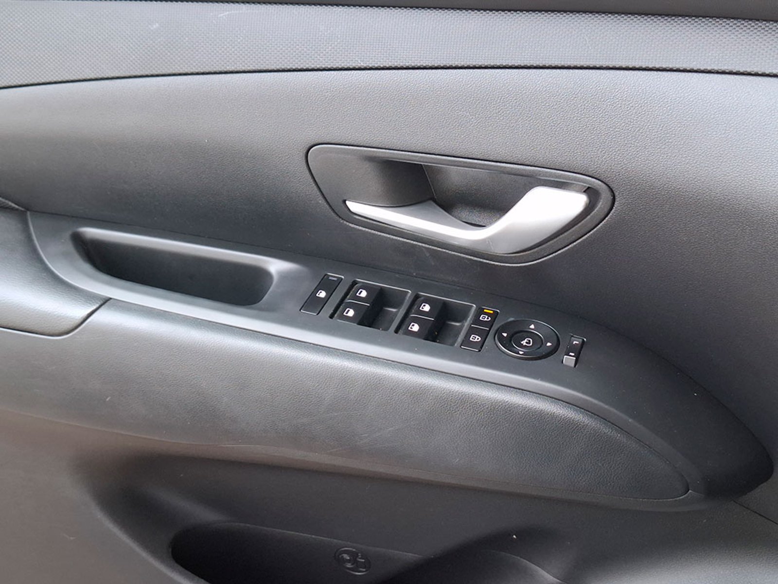 HYUNDAI TUCSON NX4 2.0 AUT 2025 - Imagen 19 de 20