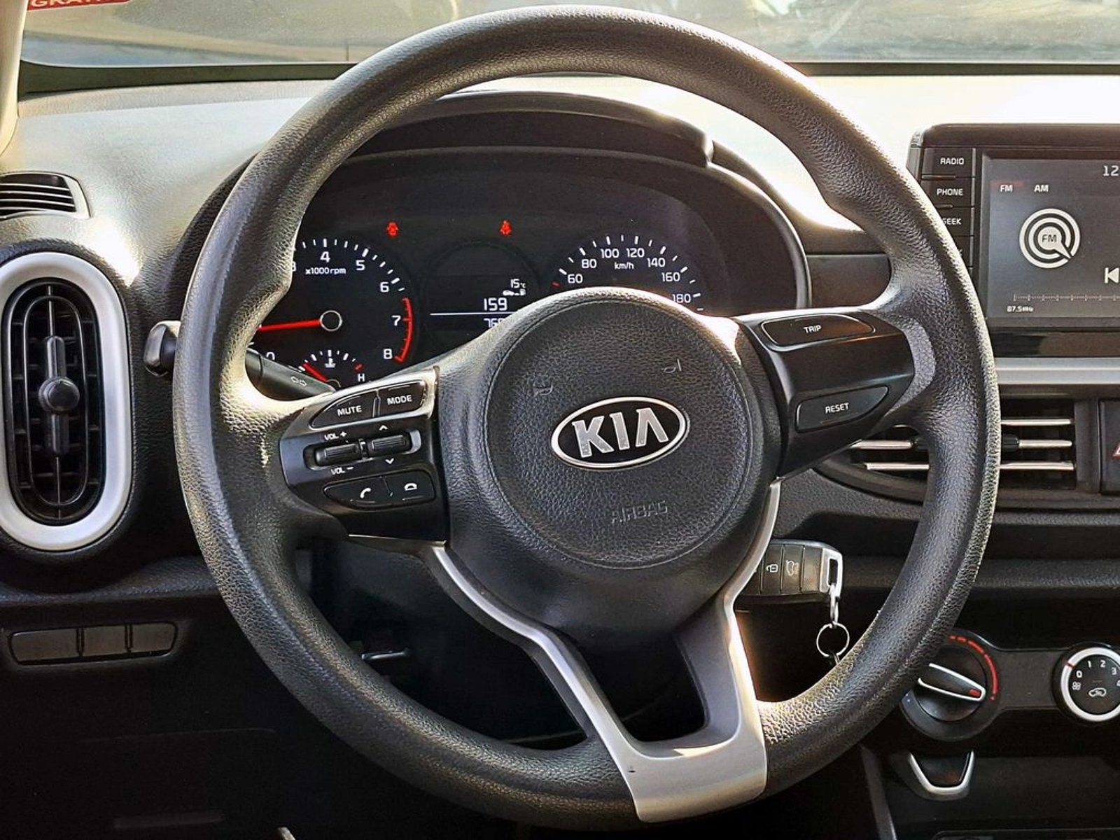KIA MORNING 1.0 LX  SIN AIRE ACOND.HB 5MT 5P 2018 - Imagen 13 de 18