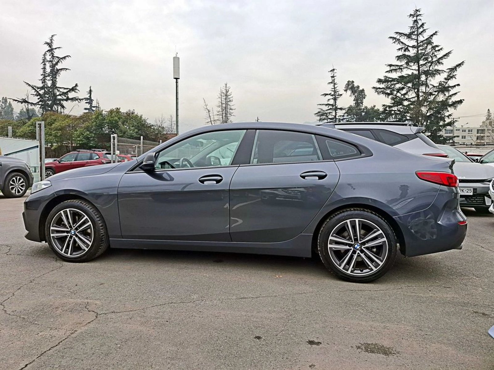 BMW 218 AT 2021 - Imagen 7 de 19