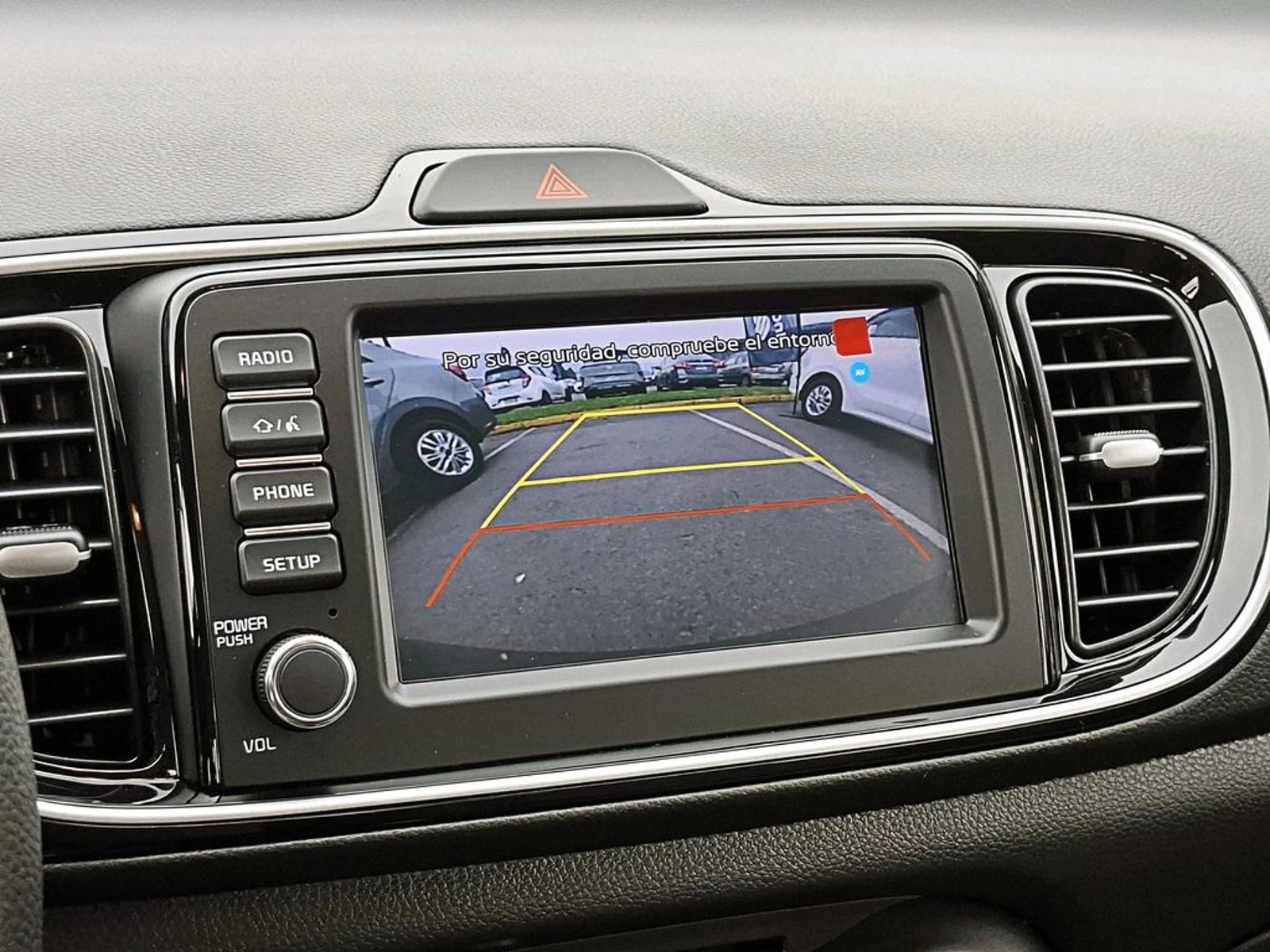 Kia SOLUTO MT 2026 - Imagen 16 de 18