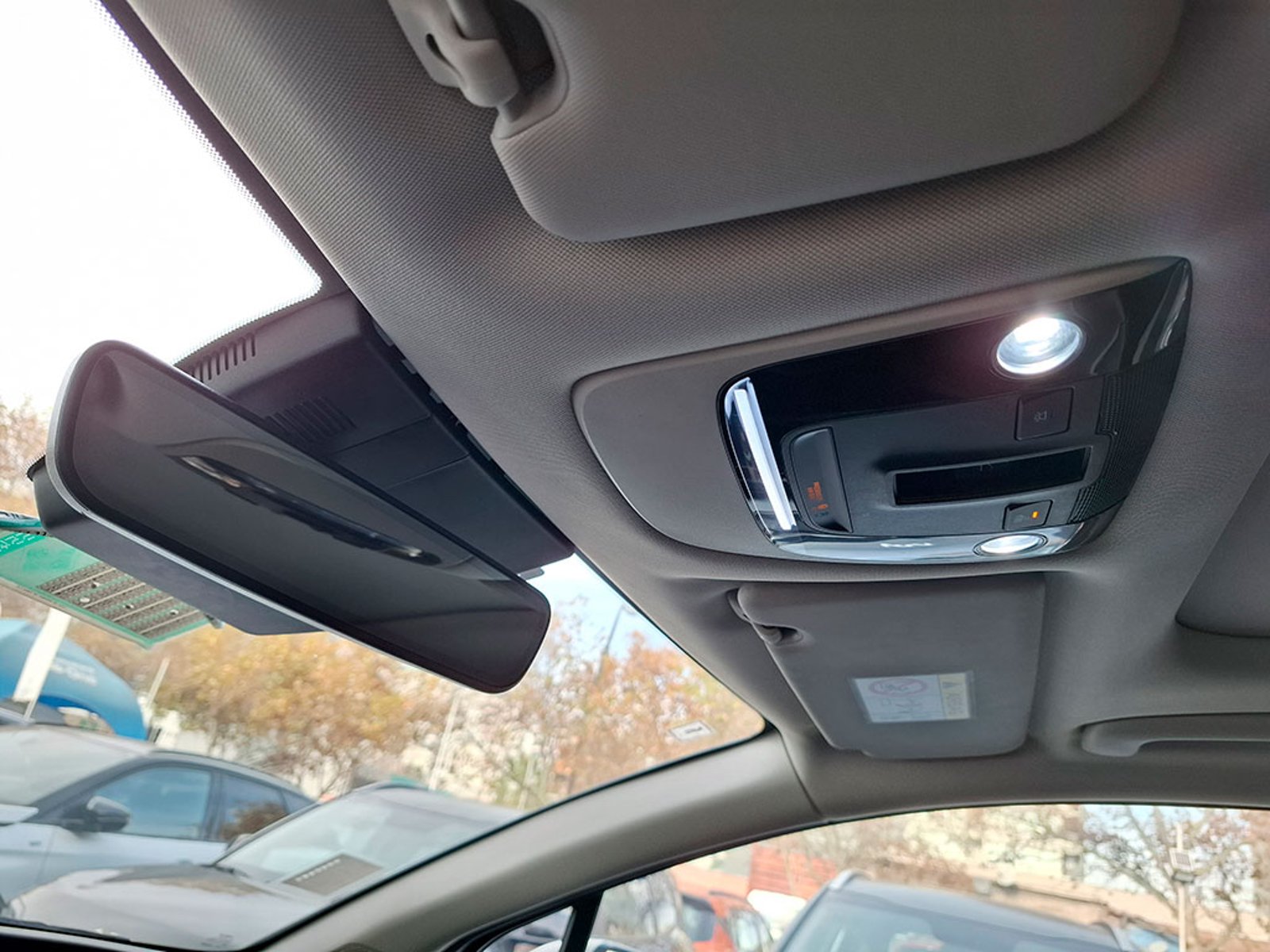 KIA SPORTAGE EX 2.0 DSL AT 2023 - Imagen 18 de 20