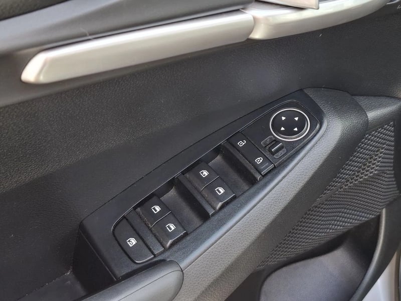 Kia SELTOS 1.6 EX 4X2  5P 2023 - Imagen 8 de 18