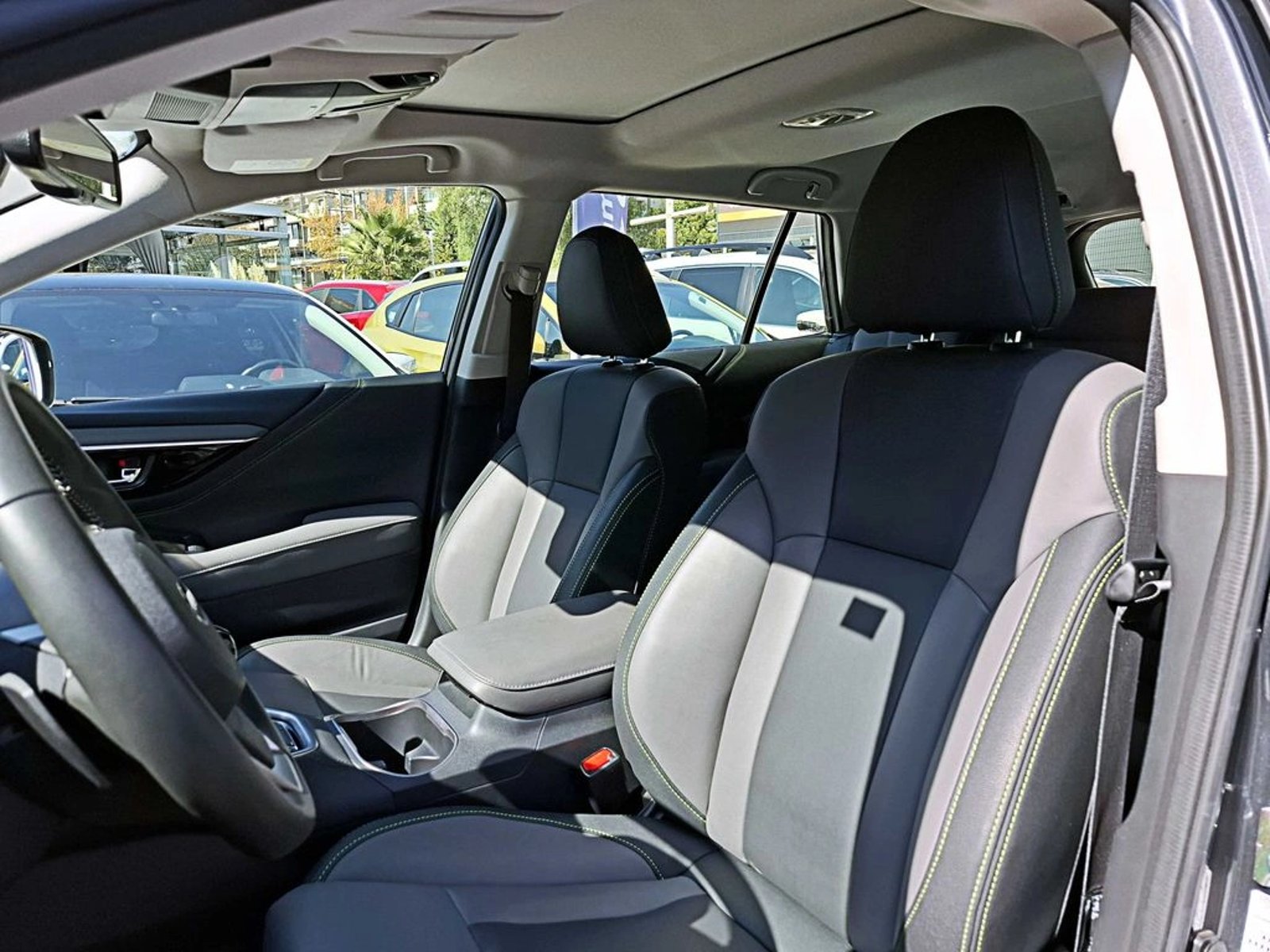 SUBARU OUTBACK 2.5 AWD  AT 4X4 2025 - Imagen 12 de 20