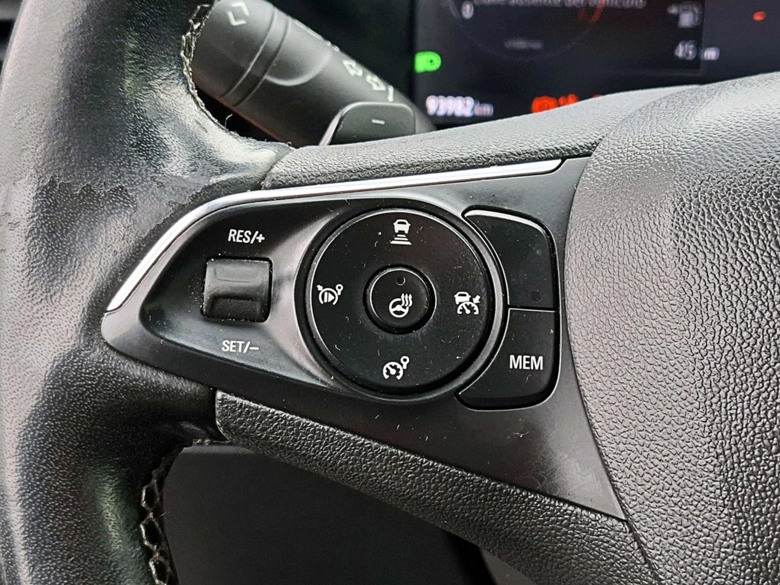 Opel MOKKA AT 2023 - Imagen 14 de 19