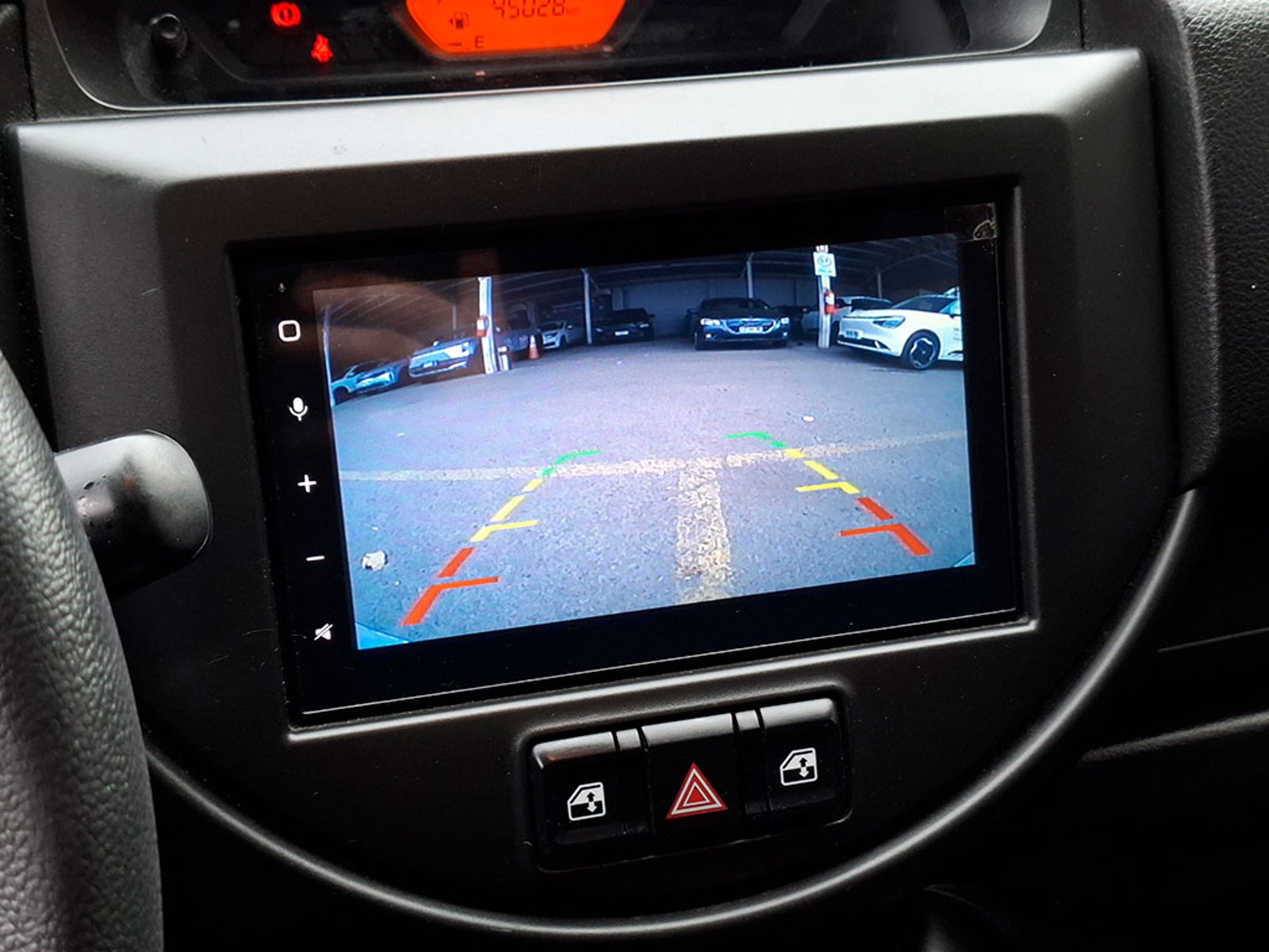 SUZUKI S-PRESSO 1.0 GLX 2023 - Imagen 14 de 20