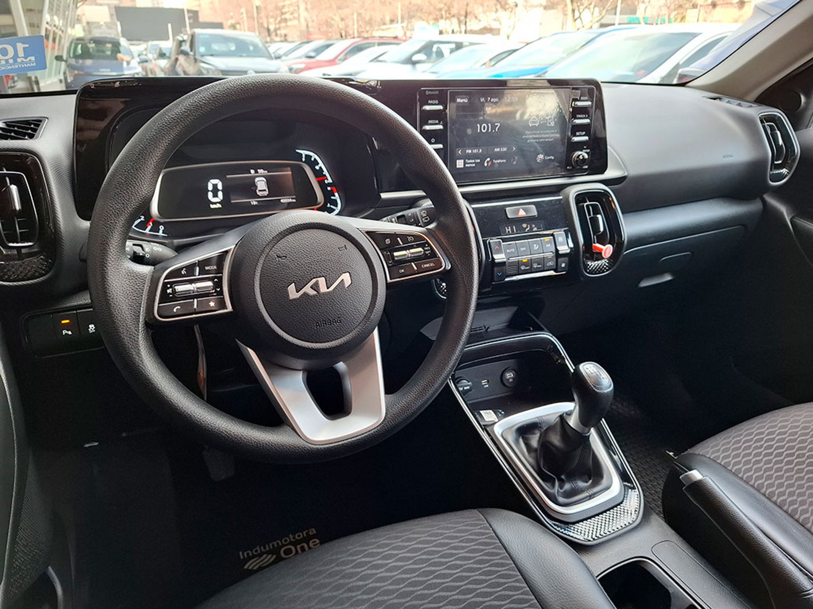 Kia SONET EX 1.5L 6MT RI FULL 2024 - Imagen 10 de 20