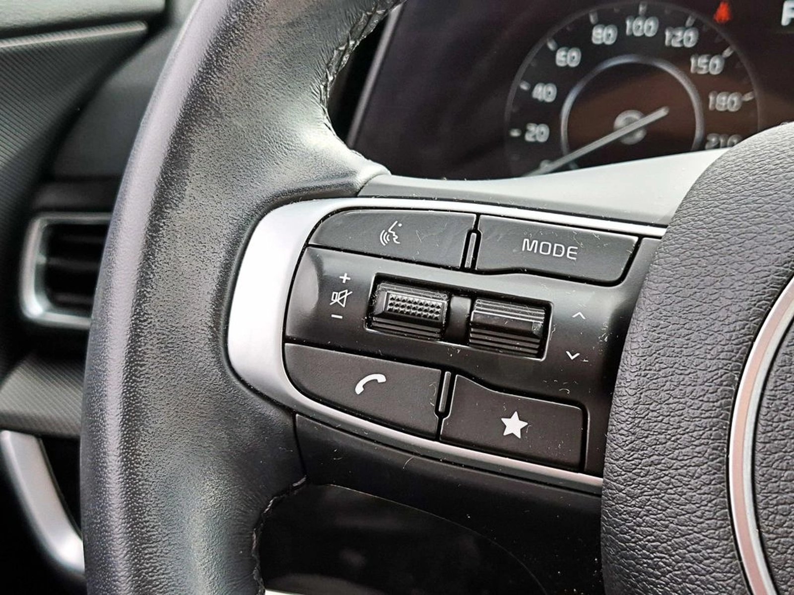 Kia SPORTAGE AT 2024 - Imagen 15 de 19