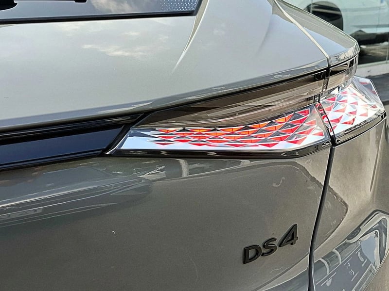 DS Automobiles 4 1.5 BLUEHDI 5P 2025 - Imagen 7 de 16