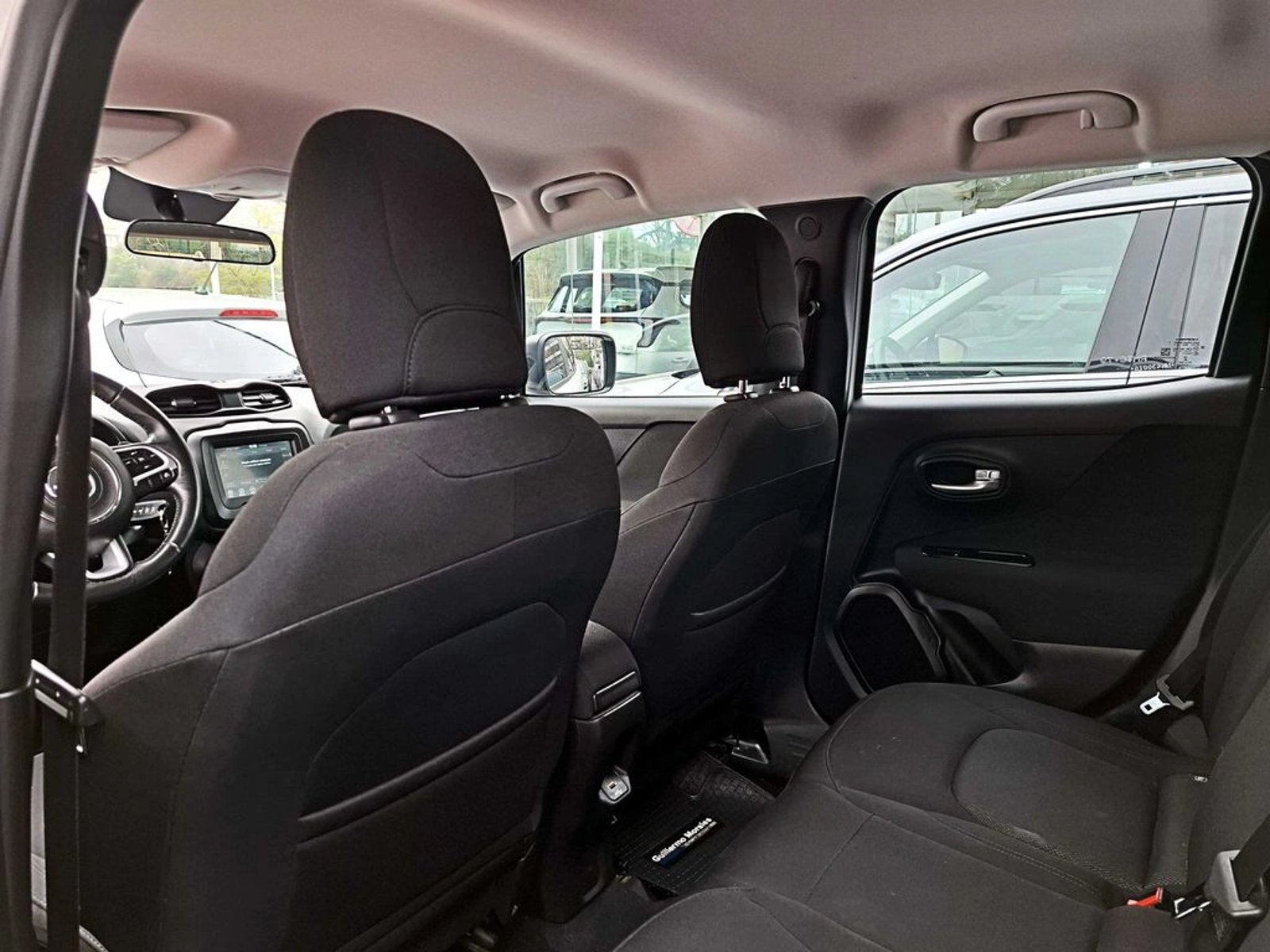 Jeep RENEGADE 1.8 SPORT LX AT 2022 - Imagen 11 de 19