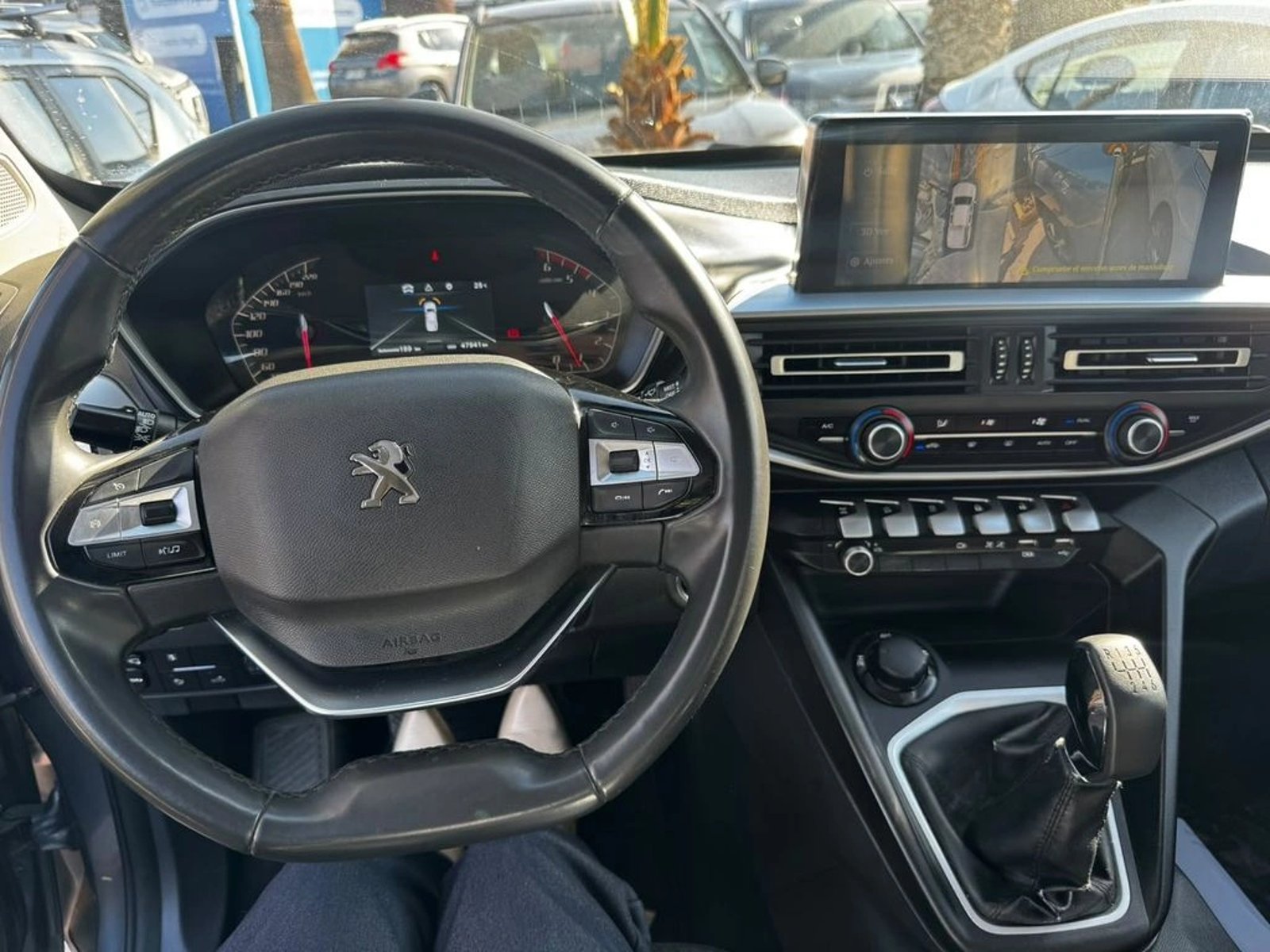 Peugeot LANDTREK 1.9 4X4 DIESEL MT 2023 - Imagen 8 de 12