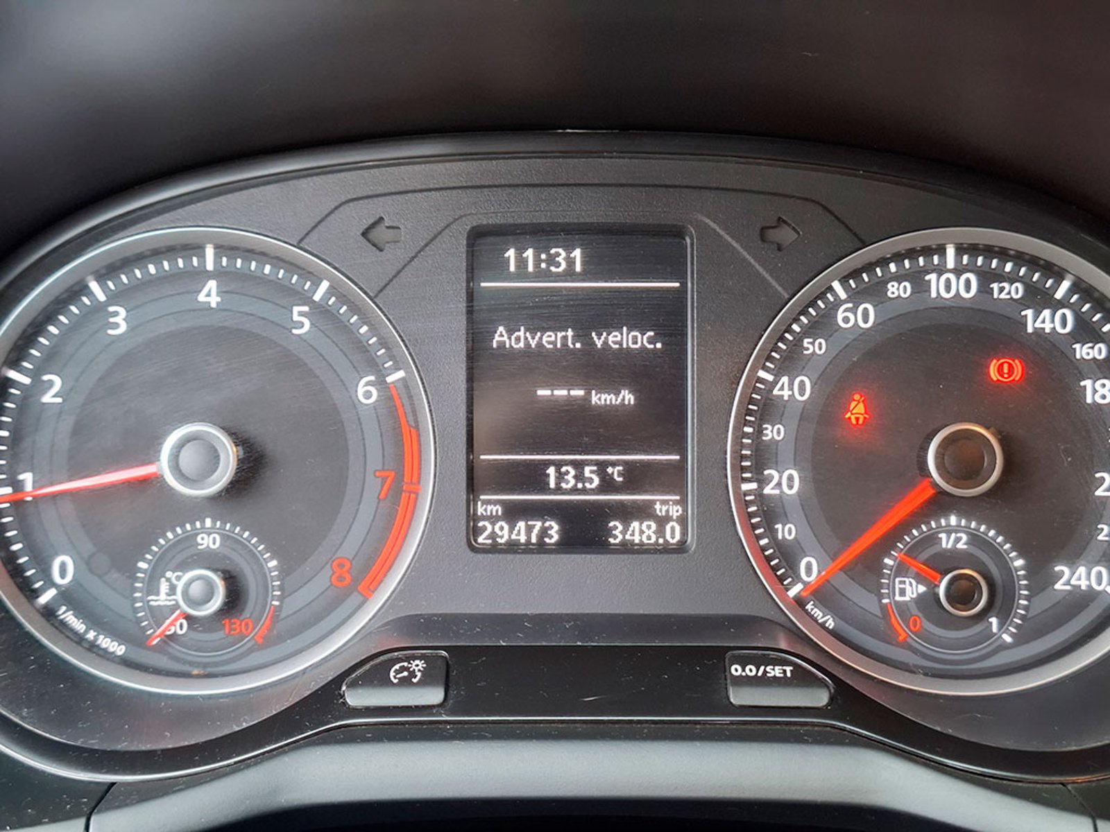 VOLKSWAGEN VOYAGE 1.6 HIGHLINE MT 2022 - Imagen 13 de 20