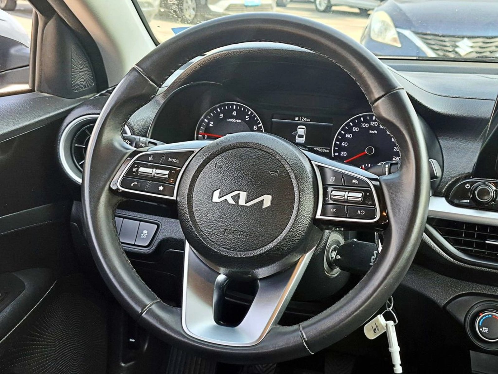 Kia CERATO EX 4X2 1.6 2024 - Imagen 13 de 18